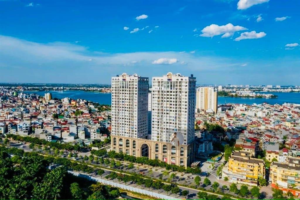 Bán căn hộ 2 phòng ngủ chung cư tây hồ residence  hdi tây hồ  0988 379 ***