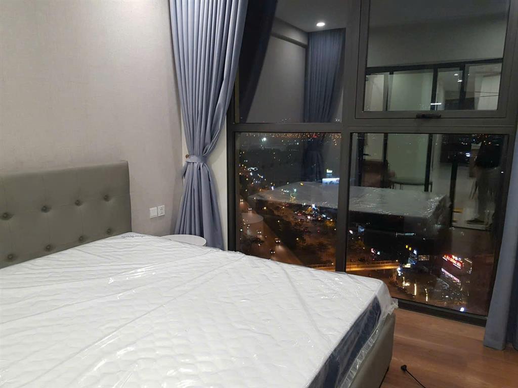 Chính chủ gửi bán căn hộ 2 ngủ tầng trung view thành phố thoáng sáng tòa d'. el dorado tây hồ