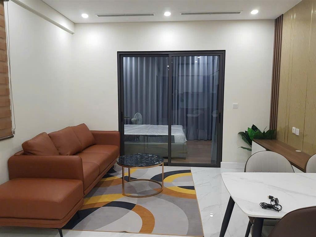 Chính chủ gửi bán căn hộ 2 ngủ tầng trung view thành phố thoáng sáng tòa d'. el dorado tây hồ