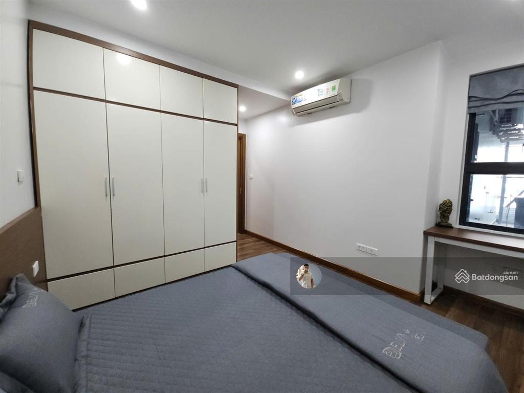 Bán căn hộ chung cư n03  t1 ngoại giao đoàn 3 phòng ngủ 95m2 giá tốt 9 tỷ tầng trung hướng mát