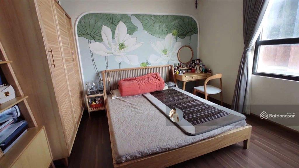 Cho thuê căn góc 3 ngủ tầng trung hướng đông nam thoáng mát đầy đủ nội thất giá tốt