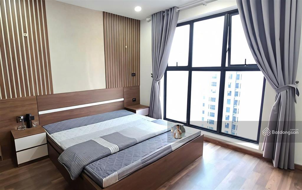 Cho thuê căn 3 ngủ 16 tr/th đầy đủ nội thất xách vali vào ở ngay tại goldmark city