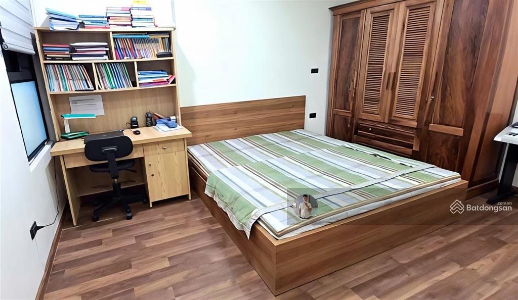 Cho thuê căn 3 ngủ 16 tr/th đầy đủ nội thất xách vali vào ở ngay tại goldmark city