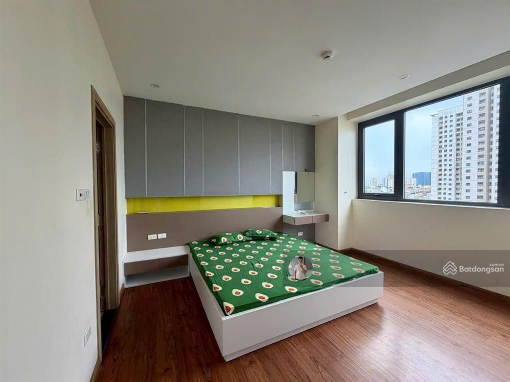 Cho thuê căn 129m2 có sẵn nội thất vào ở được ngay giá 17tr/th
