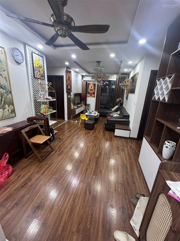 Chính chủ gửi bán căn góc view thoáng không che chắn có slot ô tô giá thiện chí n01t1 ngđ 9x tr/m2