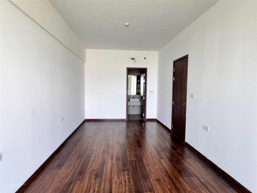 Bán nhanh căn 95m2 (3pn+2wc) giá 5,8tỷ, sổ hồng sẵn, block mp678 tại mizuki.  0965 290 ***