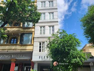 Bán ks 1 hầm 9 tầng  mt lê thánh tôn, quận 1  4.5 x 21m  hđt 300tr/th  giá 105 tỷ