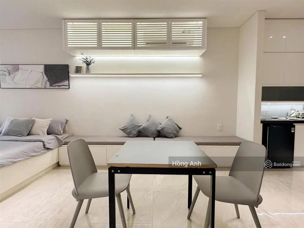 Cho thuê chdv góc 2 mt hẻm vip 230 pasteur, quận 3  dt ( 13 x 12 )  5 tầng  10pn  giá 140tr/th