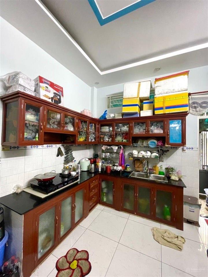 Nhà mã lò, hxh, 5 tầng, dt 50m2 giá 7.6 tỷ thương lượng.