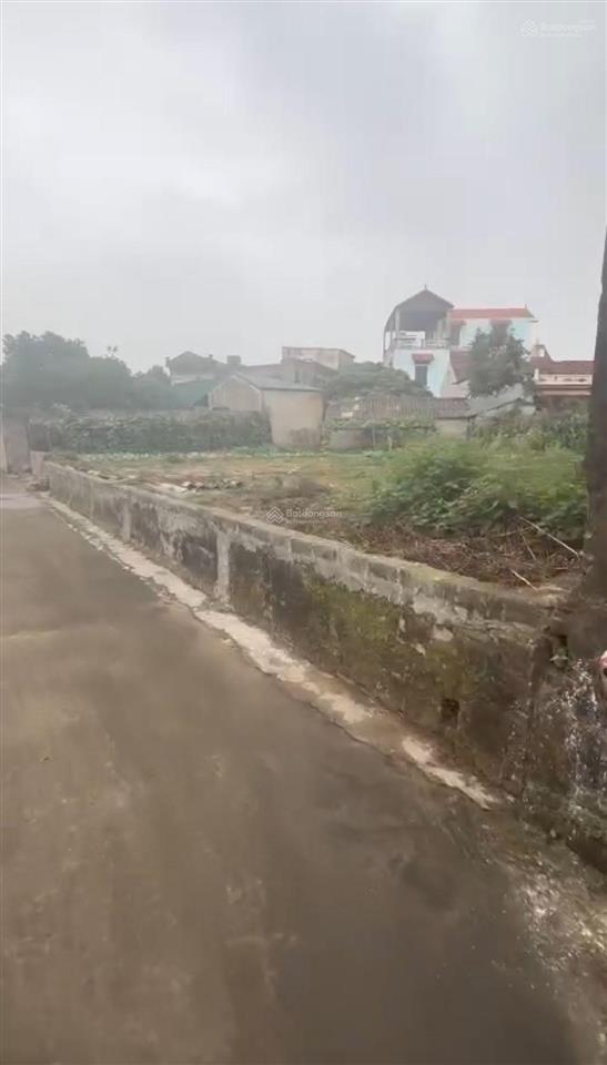 Bán lô 92m2 đất vạn nhất, thường tín (cũ)( phú xuyên hà nội) đường trước đất gần 5m.
