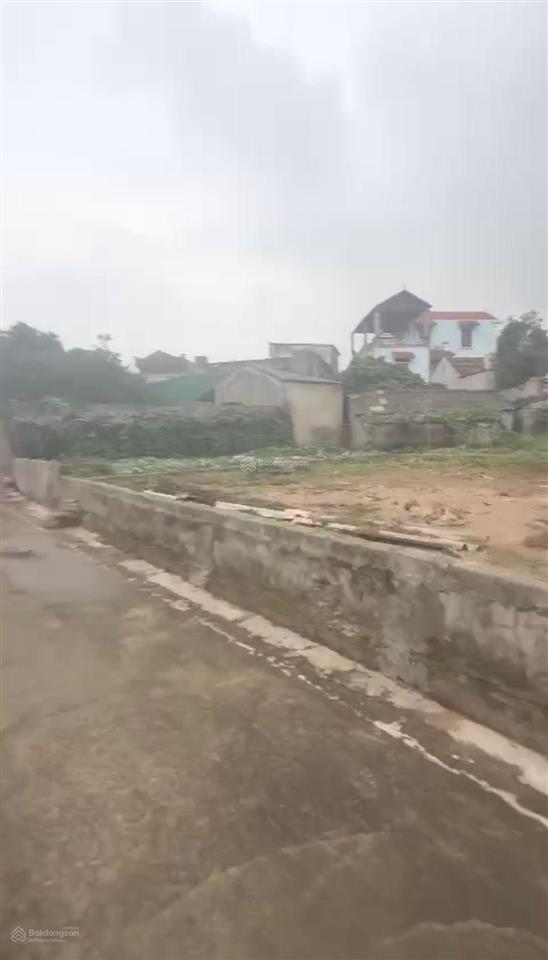 Bán lô 92m2 đất vạn nhất, thường tín (cũ)( phú xuyên hà nội) đường trước đất gần 5m.