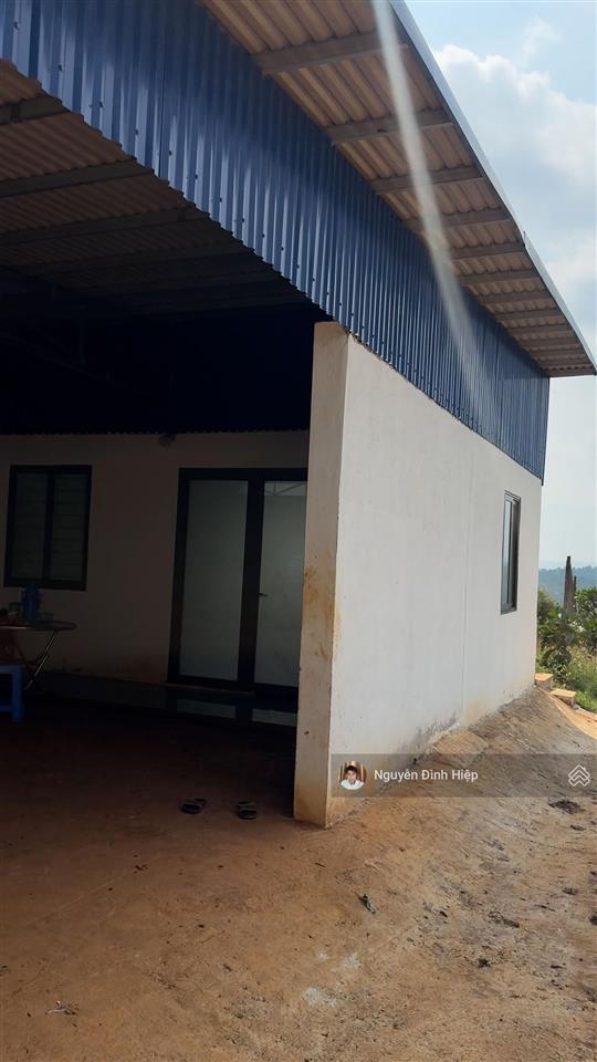 Bán 3ha ôm 200m mặt tiền bê tông hạ tầng đầy đủ giá 4.5 tỷ