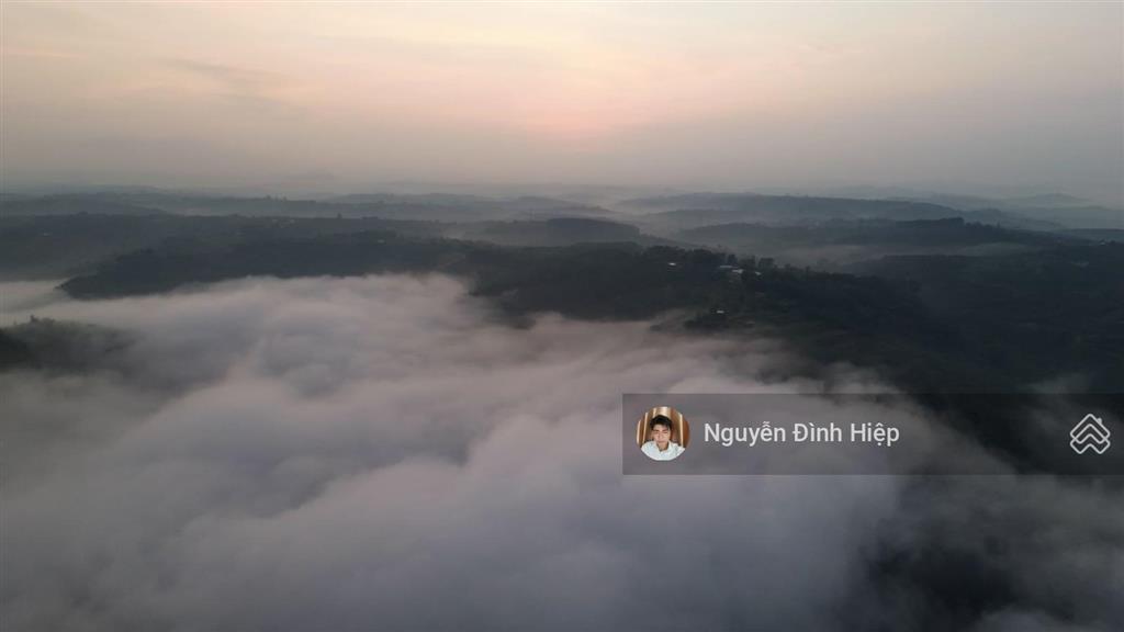 Bán đất view săn mây, 100m mặt tiền đường sẵn nhà giá 6 tỷ
