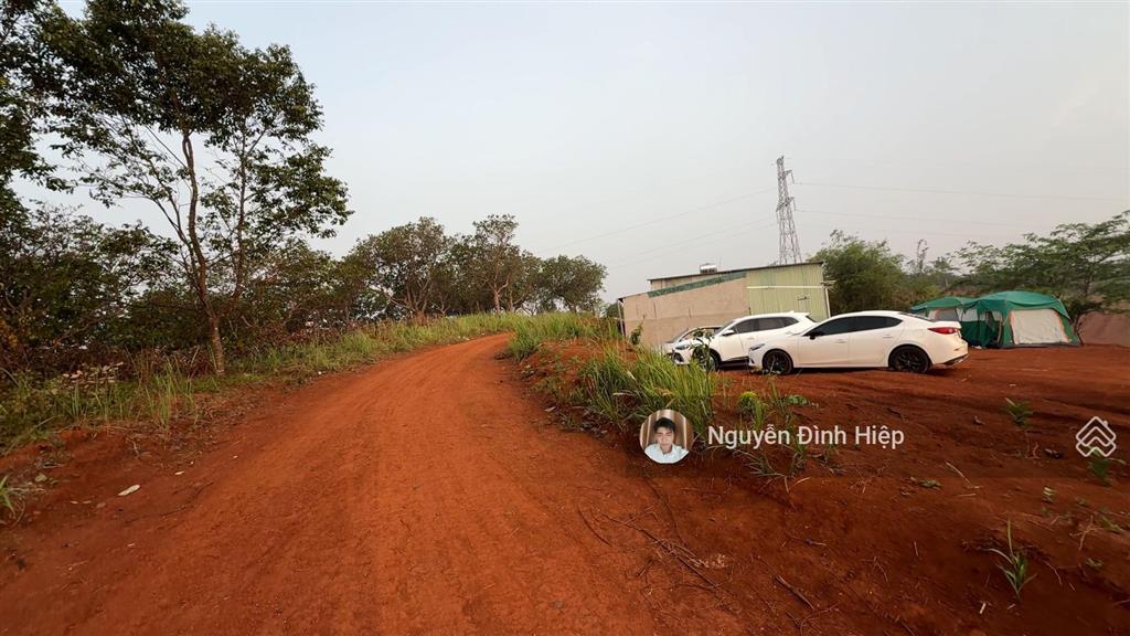 Bán đất view săn mây, 100m mặt tiền đường sẵn nhà giá 6 tỷ