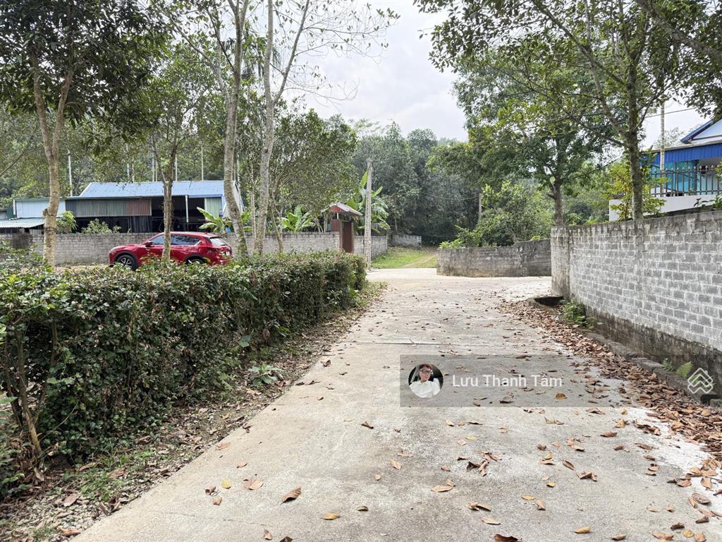 Chuyển nhượng lô đất đẹp 628m2 có 200m2 thổ cư tại trung tâm lương sơn, hoà bình