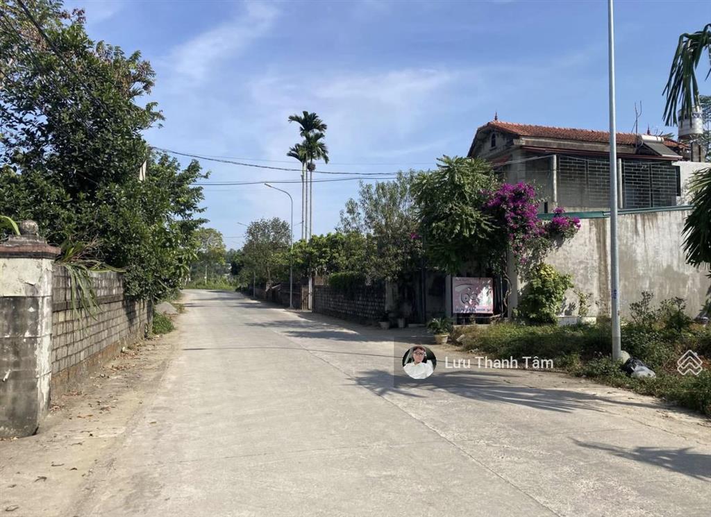 Chủ cần bán lô đất tiềm năng bám đường rộng liên xã giáp ranh hn, diện tích 577m² có 100m² thổ cư