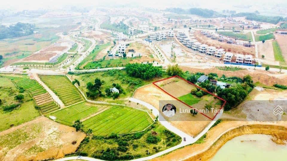 Cần bán lô đất tiềm năng 2755m2 có 800 thổ cư view hồ tại nhuận trạch lương sơn phú thọ.