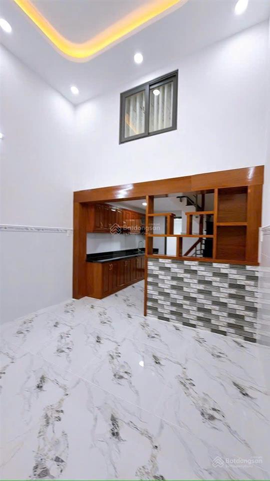 Nhà bán quận 4 sd 200m2 4p3wc phường xóm chiếu, tp.hcm trung tâm q4,