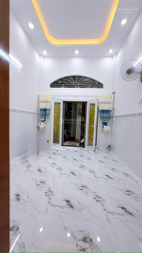 Nhà bán quận 4 sd 200m2 4p3wc phường xóm chiếu, tp.hcm trung tâm q4,