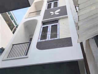 Bán nhà mới hẻm 1 sẹt tôn đản quận 4 f8 32m2  4 tầng