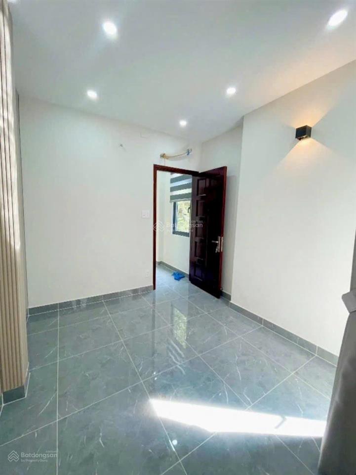 Bán nhà q4 nhà còn mới 5 tầng kdc hh hẻm 4m đoàn văn bơ, p.10, q.4