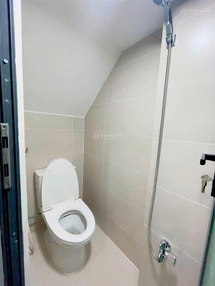 Bán nhà q4 nhà còn mới 5 tầng kdc hh hẻm 4m đoàn văn bơ, p.10, q.4