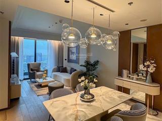 Bán căn hộ gold view q4 117m2 ,7t500  0938 808 ***