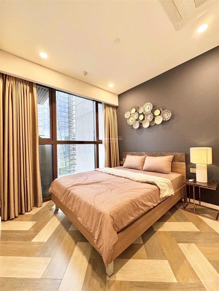 Cho thuê the gold view 2pn, giá 18 triệu/80m2/tháng
