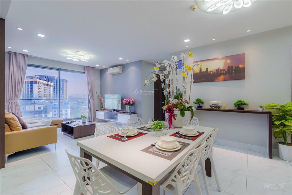 Bán căn hộ gold view q4 3pn 120m2 7 tỷ 400