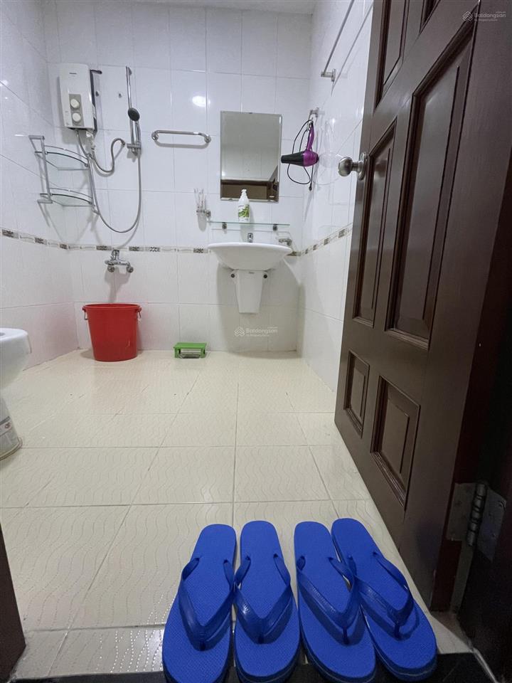 Cho thuê khánh hội 123  orient q4 1315tr