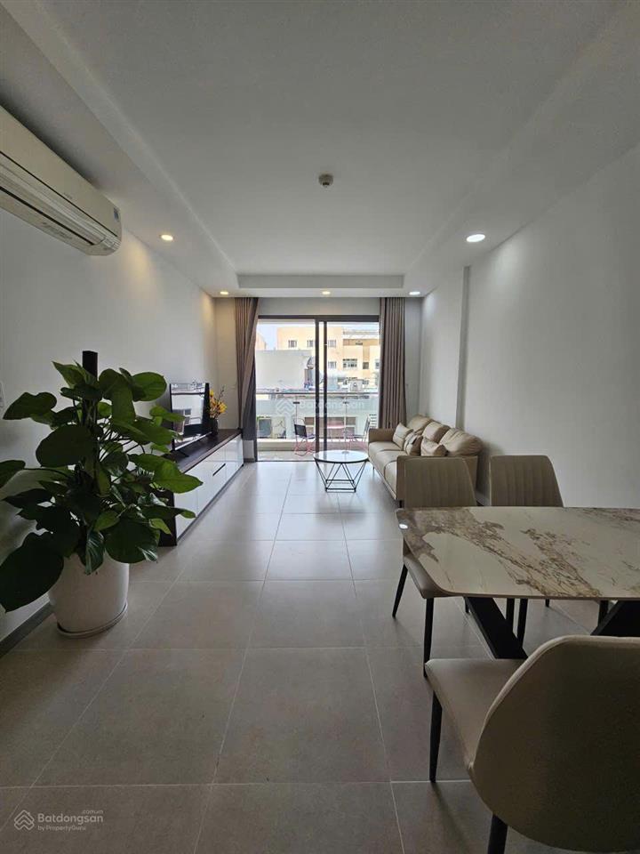 Cho thuê chung cư the gold view quận 4, 80m2, 18 triệu full nội thất