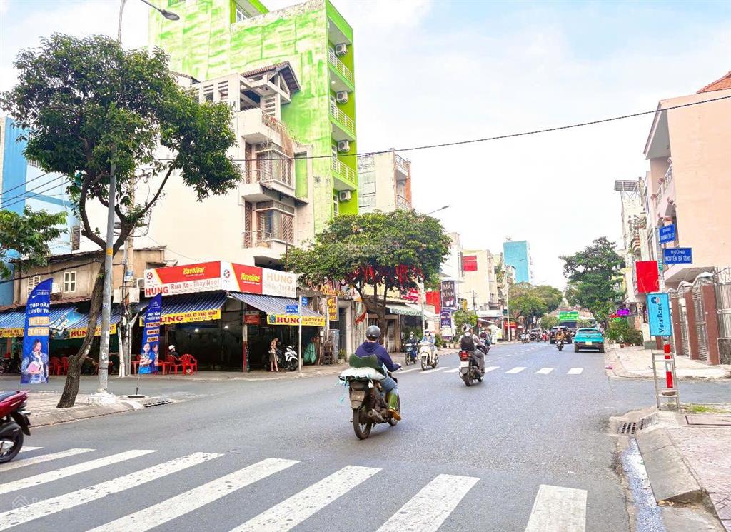 Bán nhà góc 2mtkd đường trương vĩnh ký  dt  3.5x12m  nhà cấp 4  giá 10.6tỷ