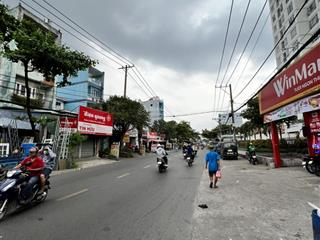 Bán nhà mtkd bình long (ngay thạch lam ) kế bên chung cư  dt 11x45m  cấp 4  giá 54 tỷ tl