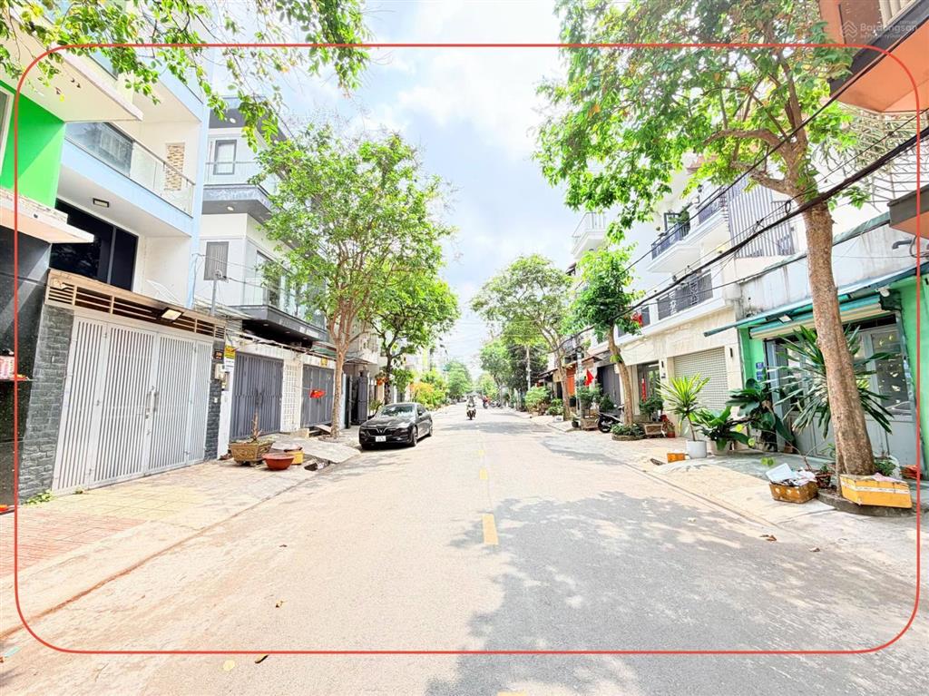 Bán nhà mt đỗ bí  p.phú thạnh  dt  8x20m  trệt 2 lầu  giá  17.3tỷ tl