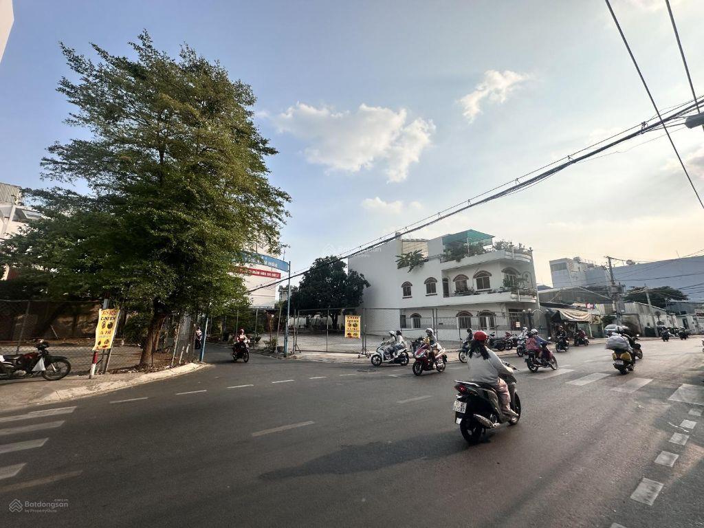 Góc 2MTKD đường Tân Thành ( gần Âu Cơ ) DT : 8.1 ( nở hậu 11.25 ) x 28m - Giá : 32tỷ TL