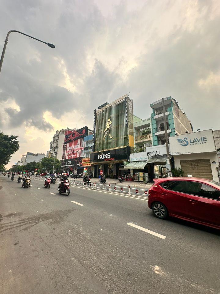 Bán nhà MTKD đường Nguyễn Sơn - P.Phú Thạnh - DT: 6.3x25m - cấp 4 - Giá:24 tỷ TL