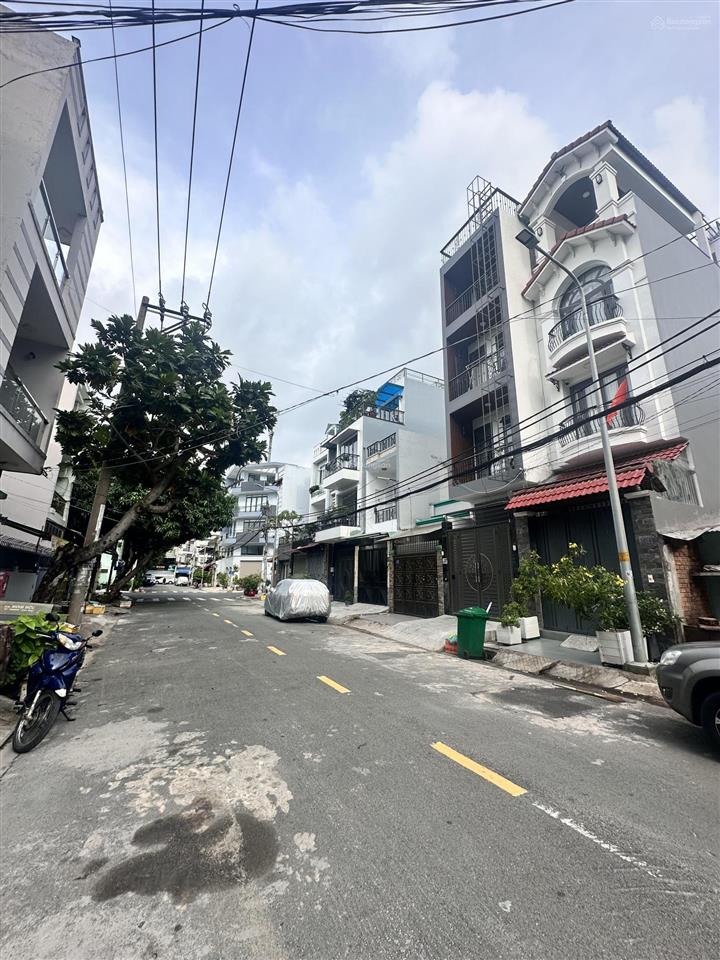 Bán nhà mt lê quốc trinh  p. phú thọ hòa  dt 7x18m  cấp 4  giá 16,5 tỷ tl