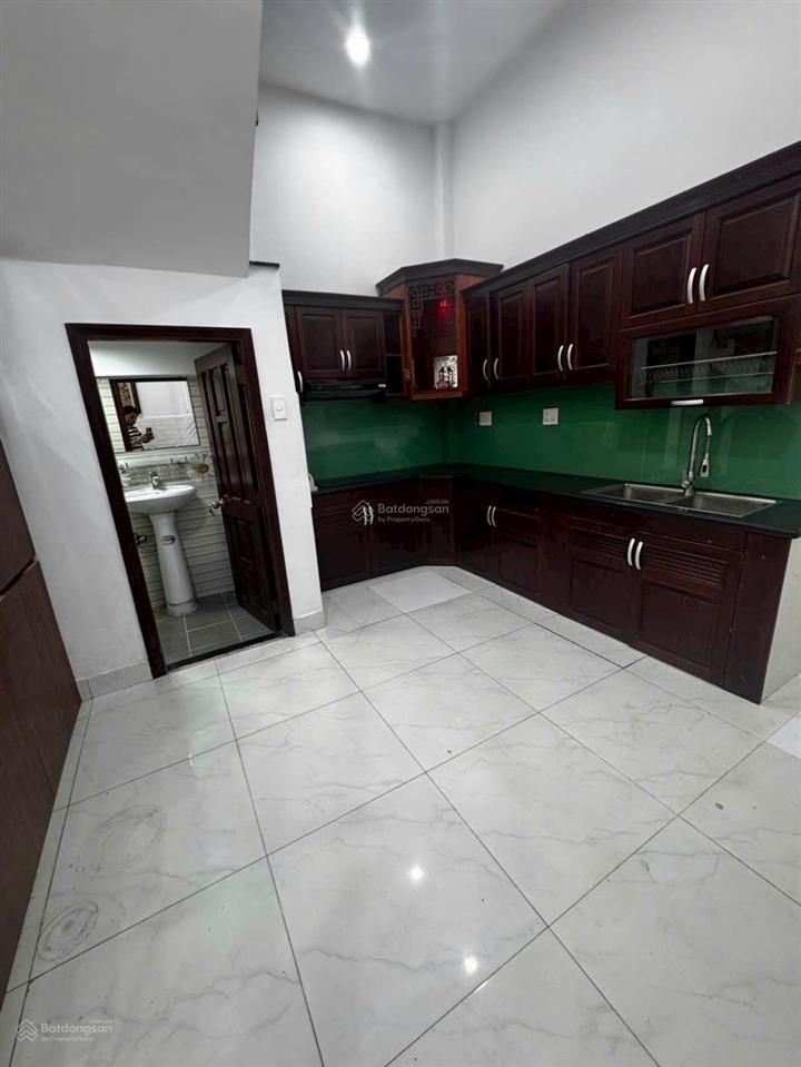 Bán nhà hẻm 6m nguyễn suý (gần gò dầu) dt 4.5x16.1m  2 lầu st còn mới  giá 8.6 tỷ tl