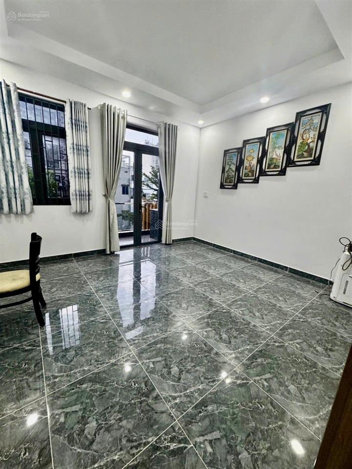 Bán nhà hẻm 6m nguyễn suý (gần gò dầu) dt 4.5x16.1m  2 lầu st còn mới  giá 8.6 tỷ tl
