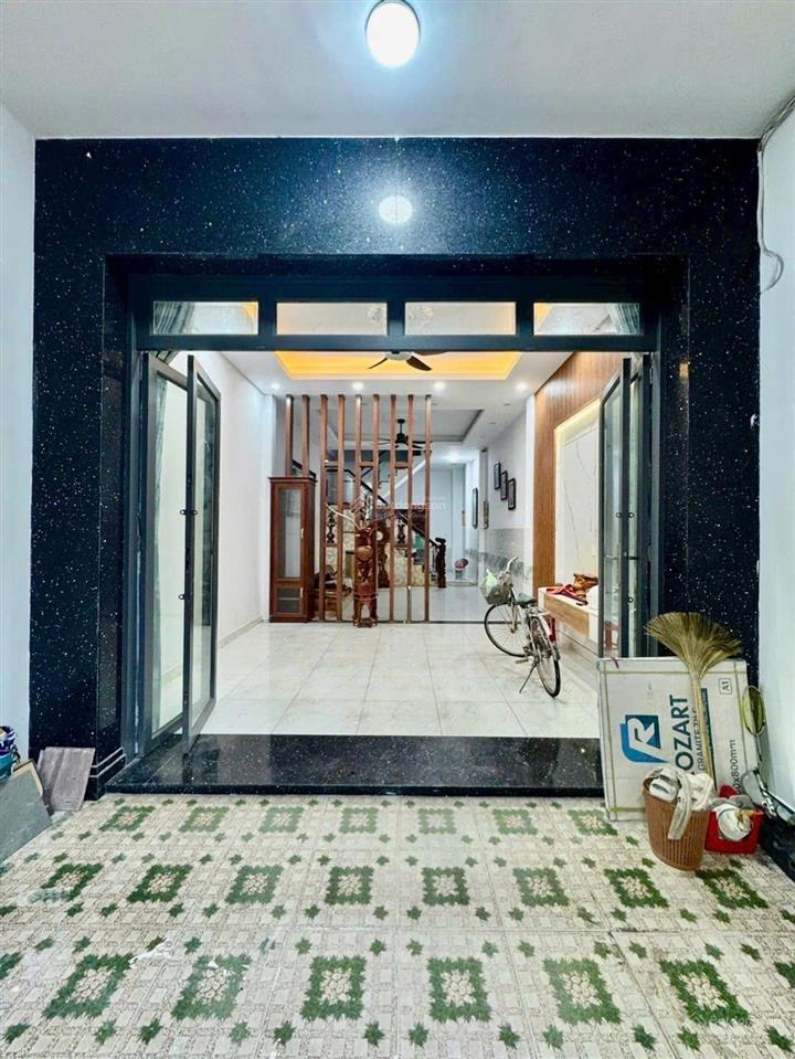 Bán nhà hẻm 6m nguyễn suý (gần gò dầu) dt 4.5x16.1m  2 lầu st còn mới  giá 8.6 tỷ tl
