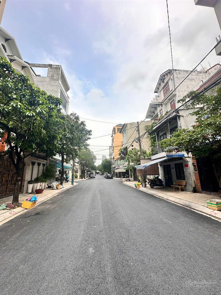 Bán nhà mt thành công  p. tân thành (gần lũy bán bích) dt 8,15x18m  cấp 4  giá 22,5 tỷ tl