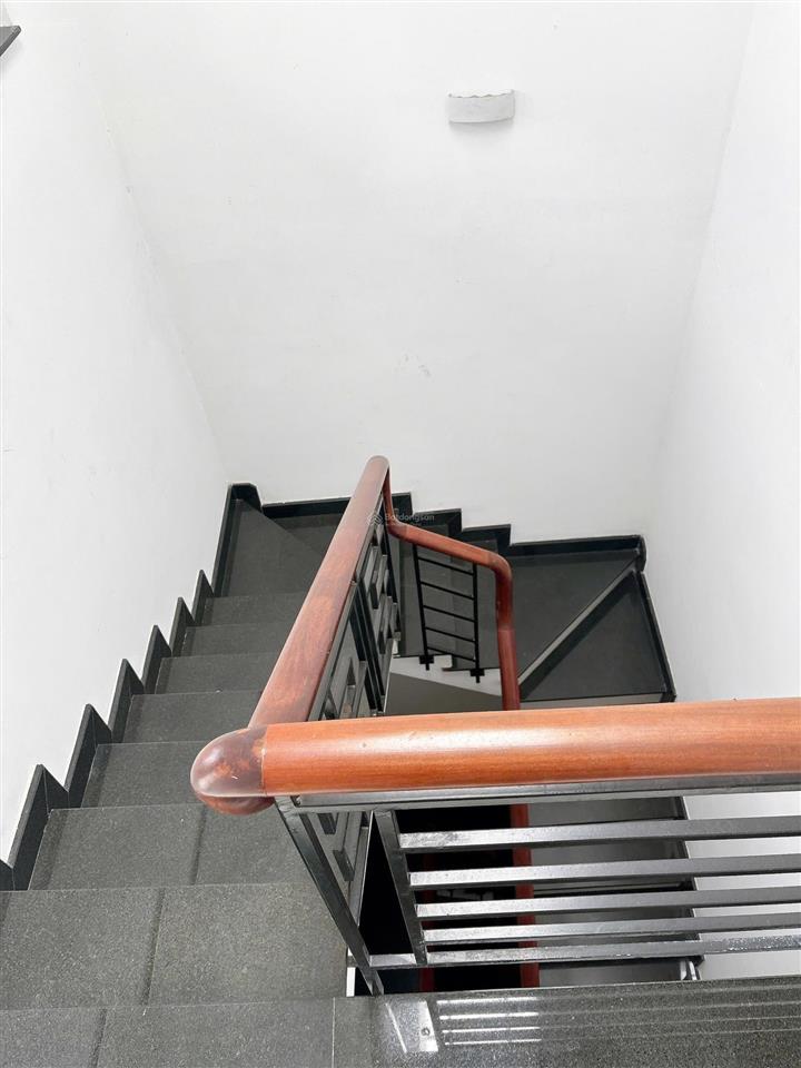 Bán nhà hẻm 7m đường phú thọ hoà ,tân phú  dt  4x17m  2 lầu st mới  giá  7.5tỷ tl