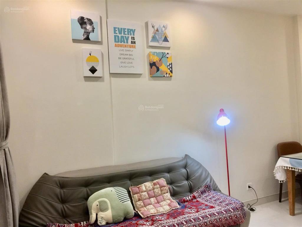 Cho thuê căn hộ 3pn full nội thất, view quận 1