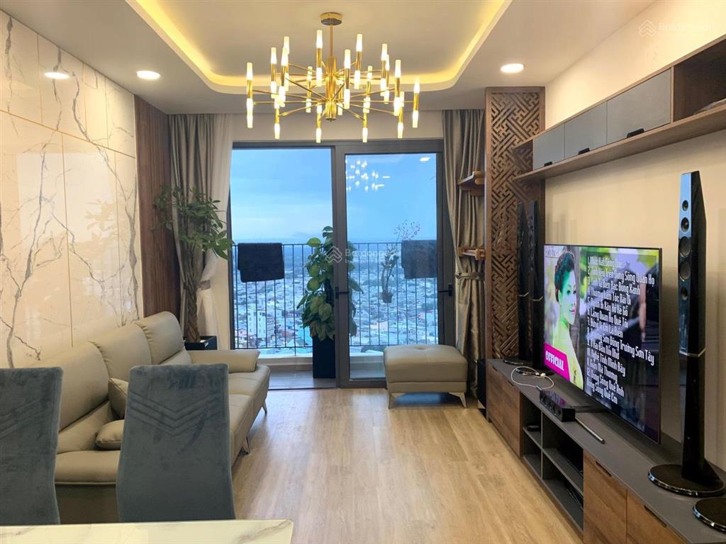 Bán căn hộ 3 phòng ngủ nhà đẹp đã có sổ