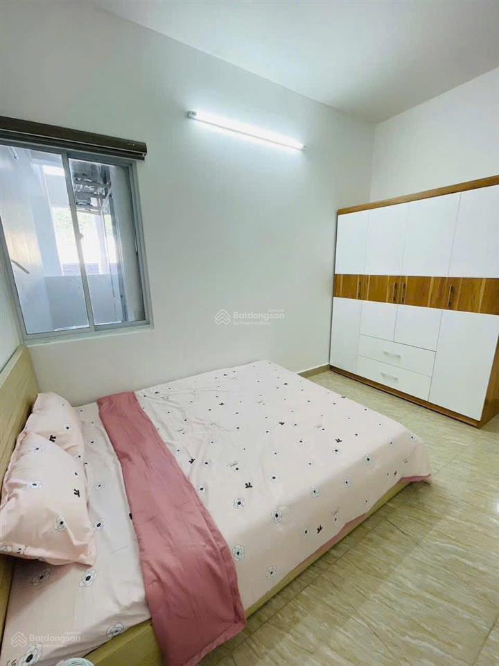 Bán nhanh căn tầng 3 view đẹp chung cư hoàng quân, 2pn full nội thất, cách biển vài bước chân