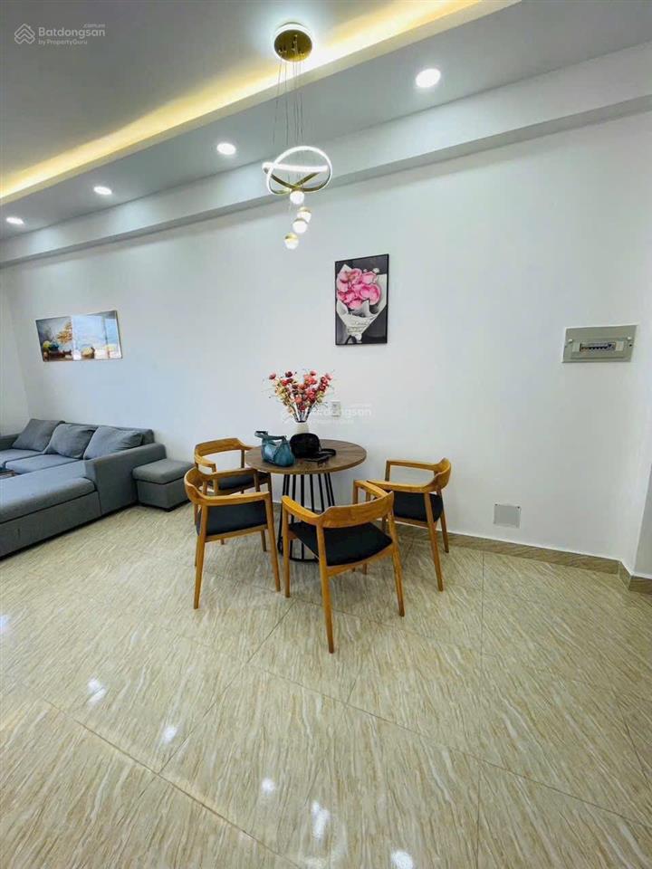 Bán nhanh căn tầng 3 view đẹp chung cư hoàng quân, 2pn full nội thất, cách biển vài bước chân