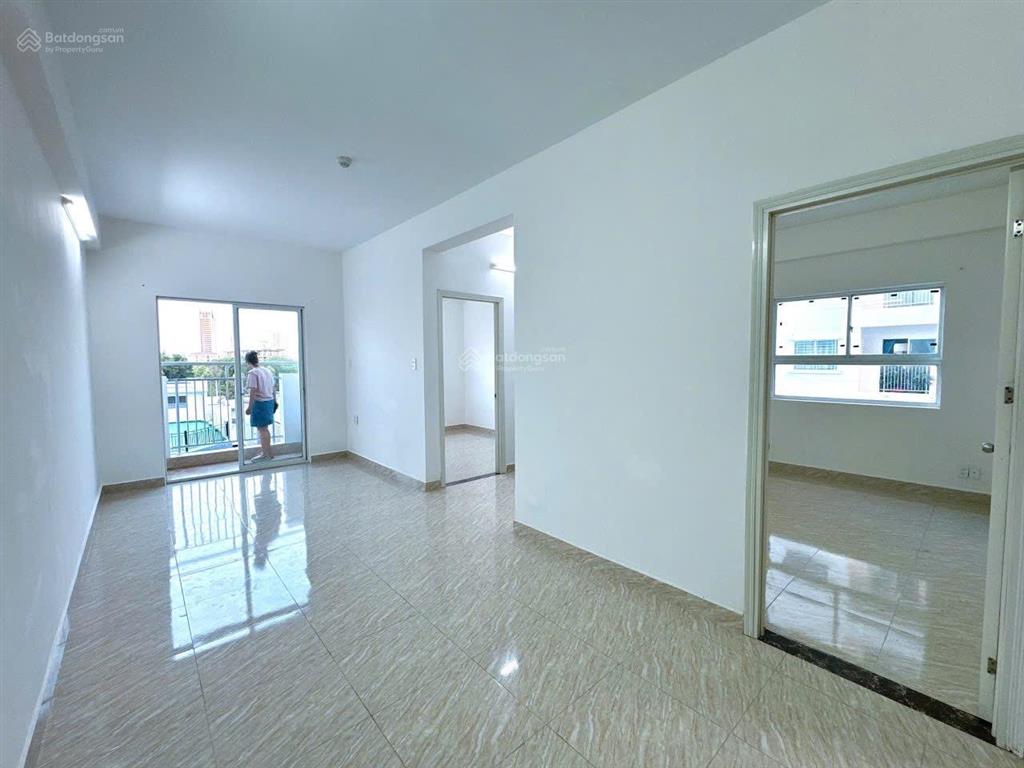 Bán nhanh căn góc b17 tầng 3 view đẹp chung cư hoàng quân, dòng tiền 72tr/năm