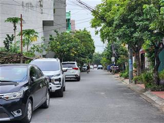 Cần bán 95m2 đất áp lưng mặt phố ngô thì nhậm ô tô tránh