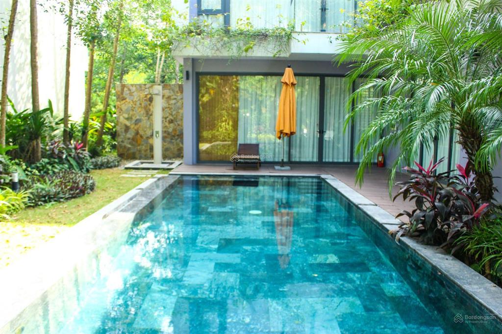 Hot duy nhất charm villa sử dụng 350m2 giá 13,5 tỉ, có thể cải tạo 04 phòng ngủ