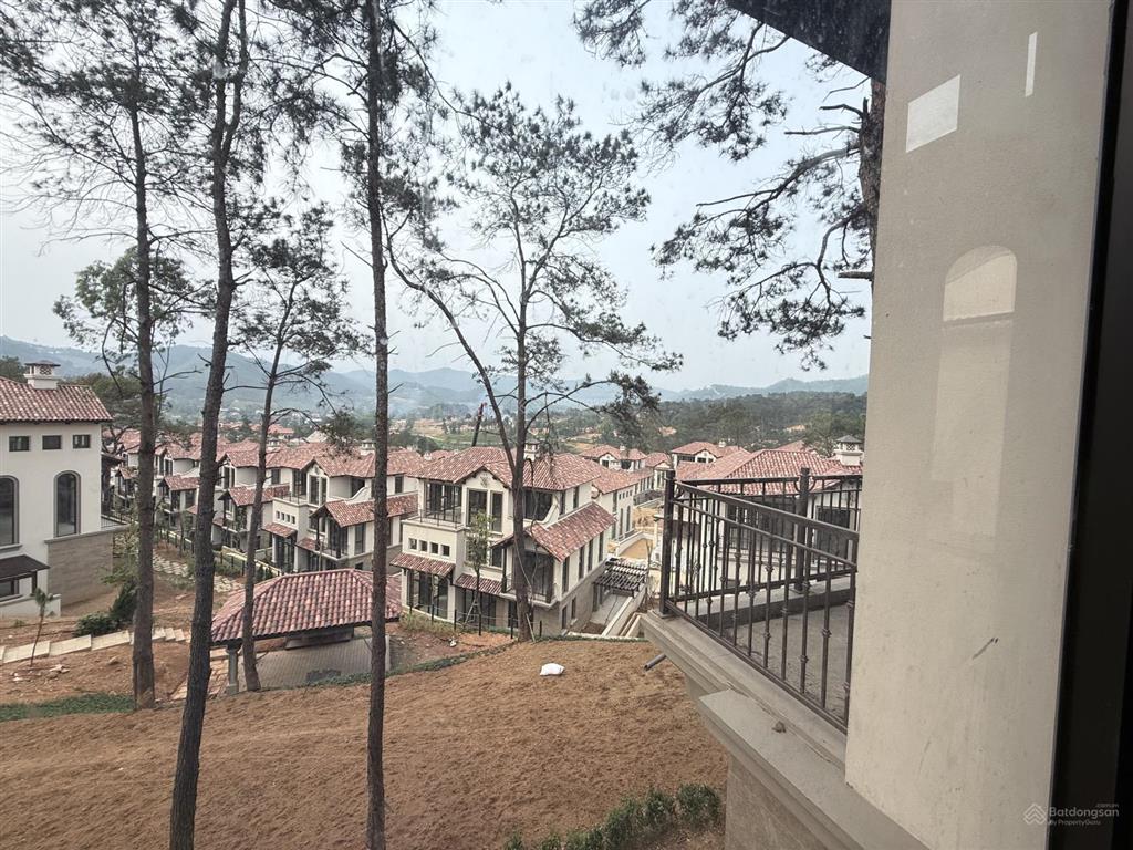 Hot cắt lỗ biệt thự đơn lập đẹp nhất nhì tại khu valley park